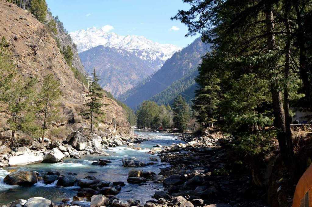 chandigarh to kasol taxi